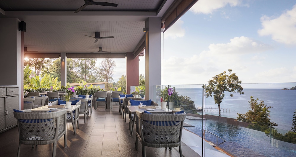 Amari Phuket — Restaurant & bars in Patong Beach, Phuket Province
