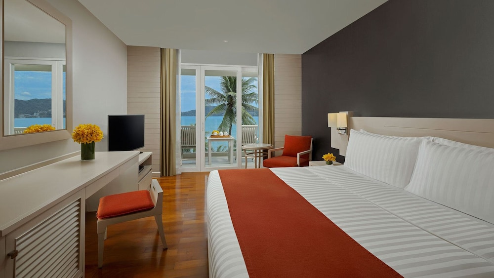 Amari Phuket — Hotel rooms in Patong Beach, Phuket Province