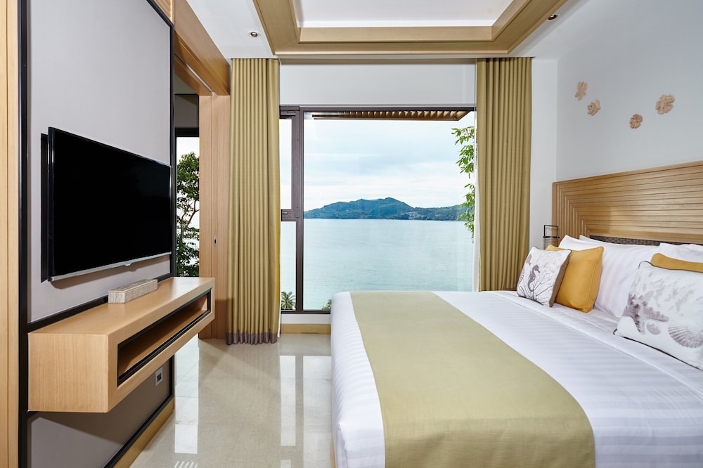 Amari Phuket — Hotel rooms in Patong Beach, Phuket Province