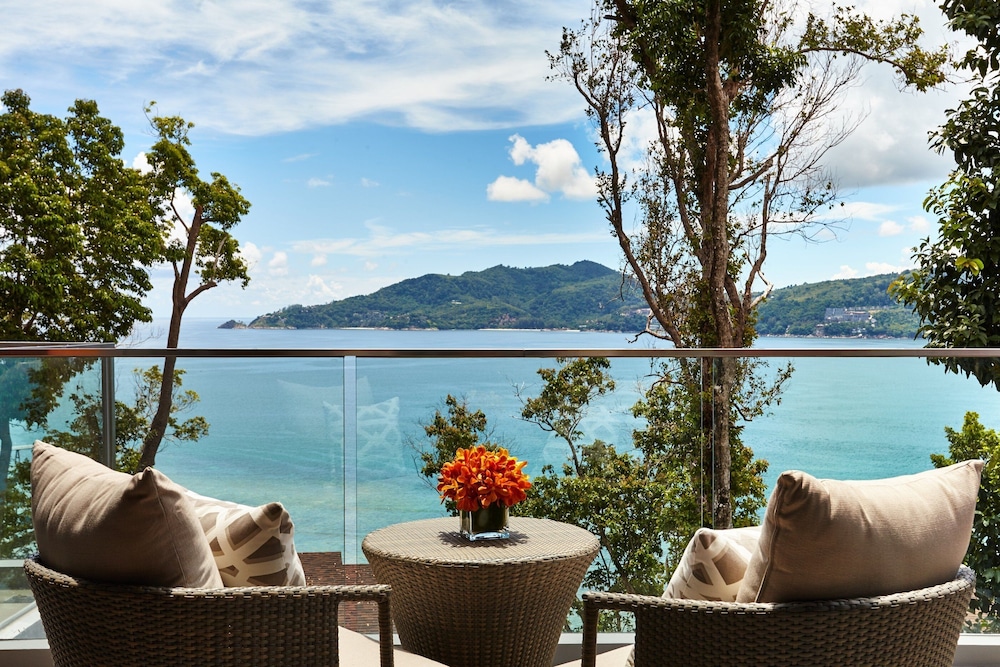 Amari Phuket — Hotel rooms in Patong Beach, Phuket Province
