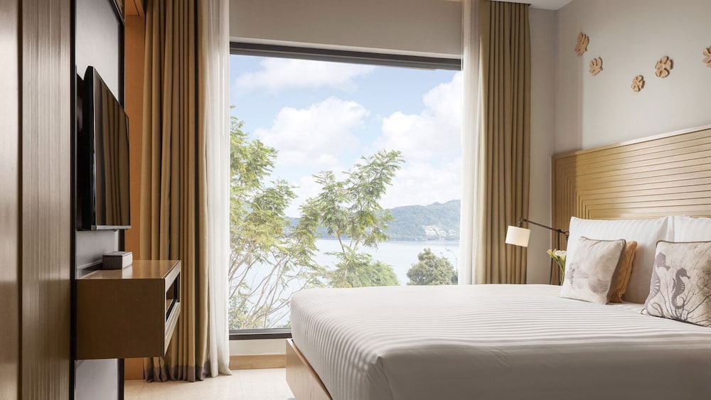Amari Phuket — Hotel rooms in Patong Beach, Phuket Province
