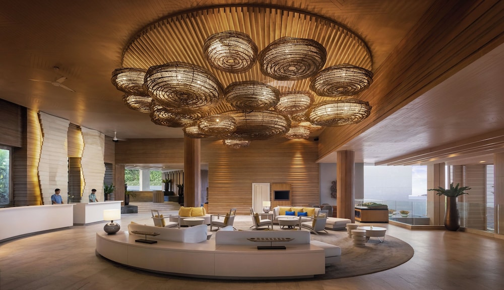 Amari Phuket — Hotel building in Patong Beach, Phuket Province