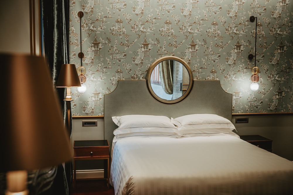 Hotel Giorgione — Hotel rooms in Venice, Veneto