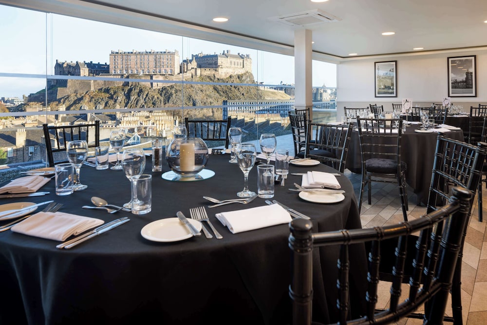 DoubleTree by Hilton Edinburgh City Centre - zdjęcie 4