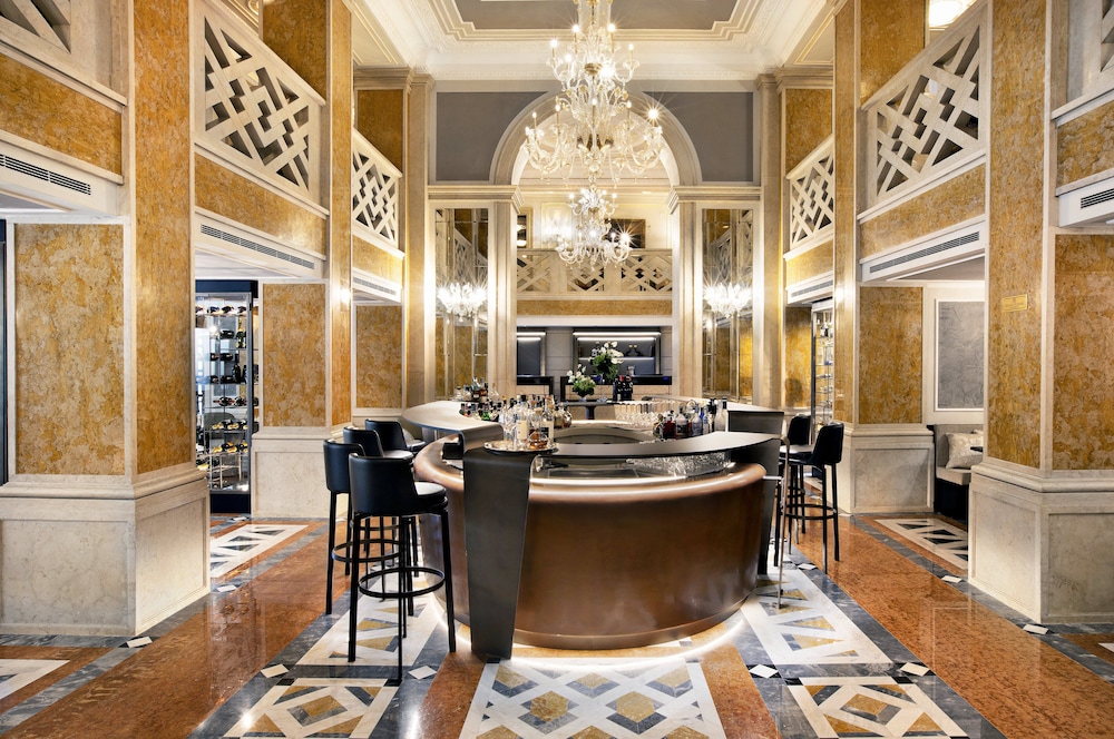 Baglioni Hotel Luna - The Leading Hotels of the World — Restaurant & bars in Venice, Veneto