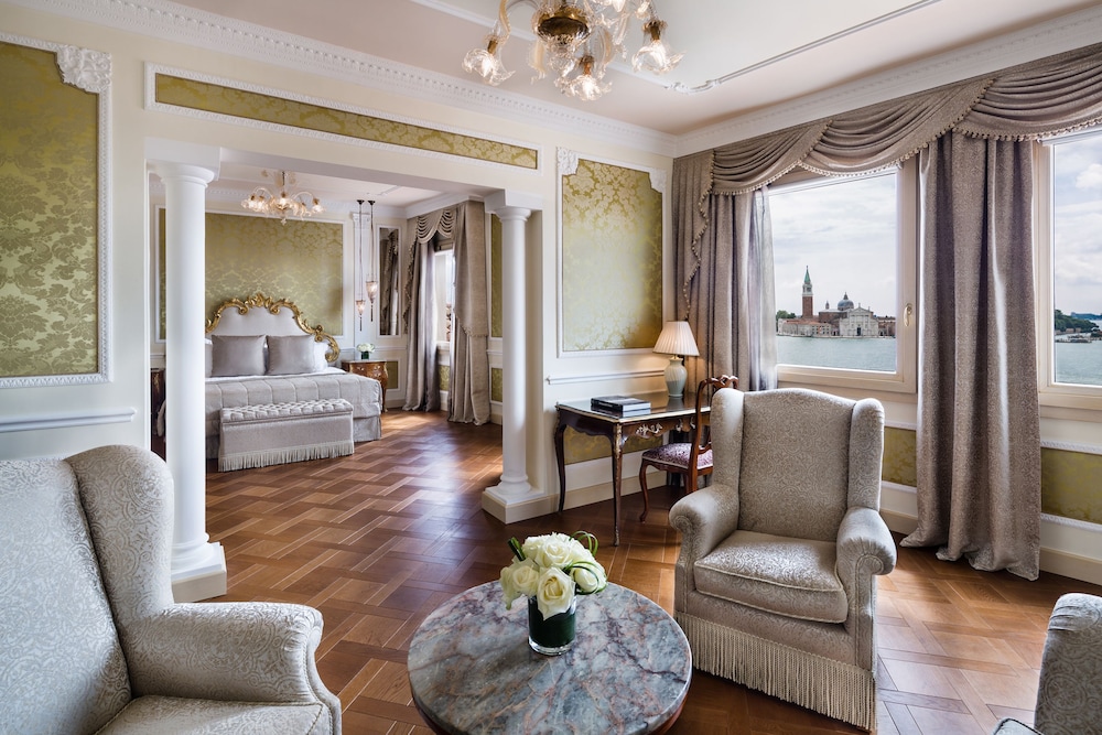 Baglioni Hotel Luna - The Leading Hotels of the World — Hotel rooms in Venice, Veneto