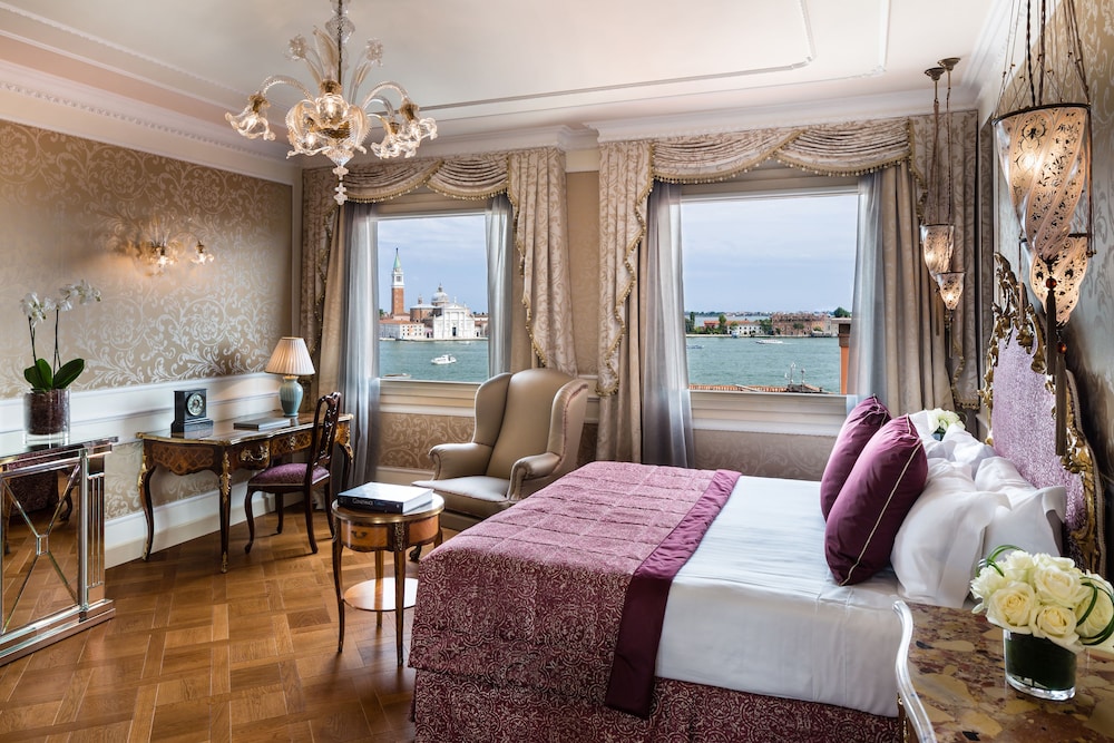 Baglioni Hotel Luna - The Leading Hotels of the World — Hotel rooms in Venice, Veneto