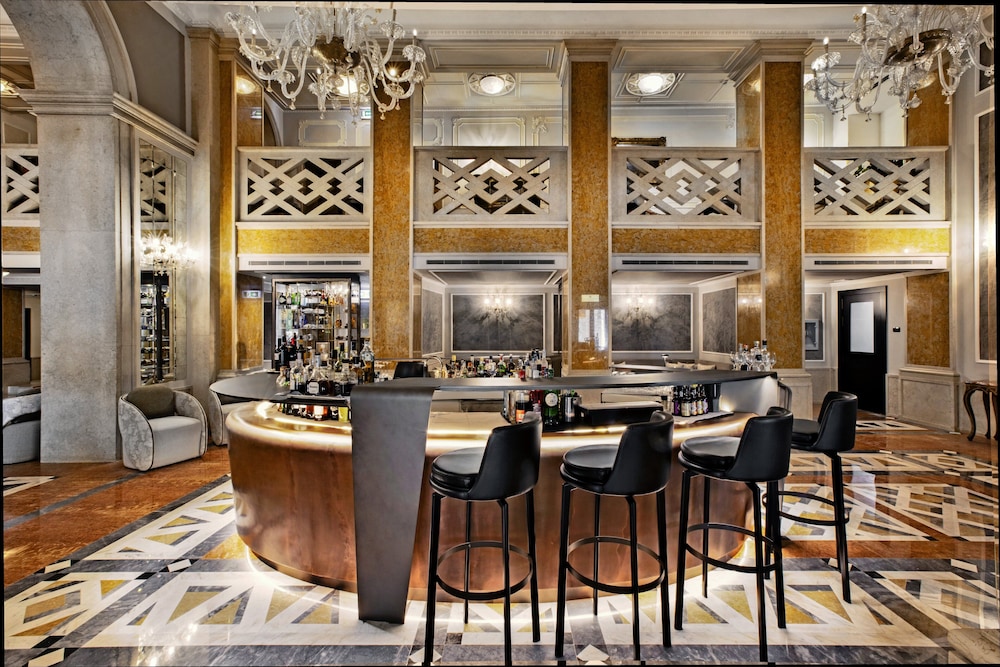 Baglioni Hotel Luna - The Leading Hotels of the World — Restaurant & bars in Venice, Veneto