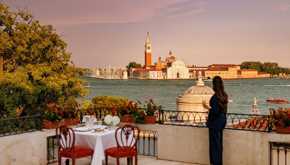 Baglioni Hotel Luna - The Leading Hotels of the World — Restaurant & bars in Venice, Veneto