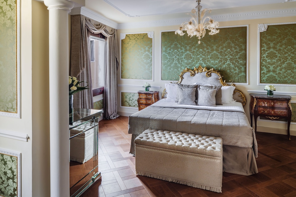 Baglioni Hotel Luna - The Leading Hotels of the World — Hotel rooms in Venice, Veneto