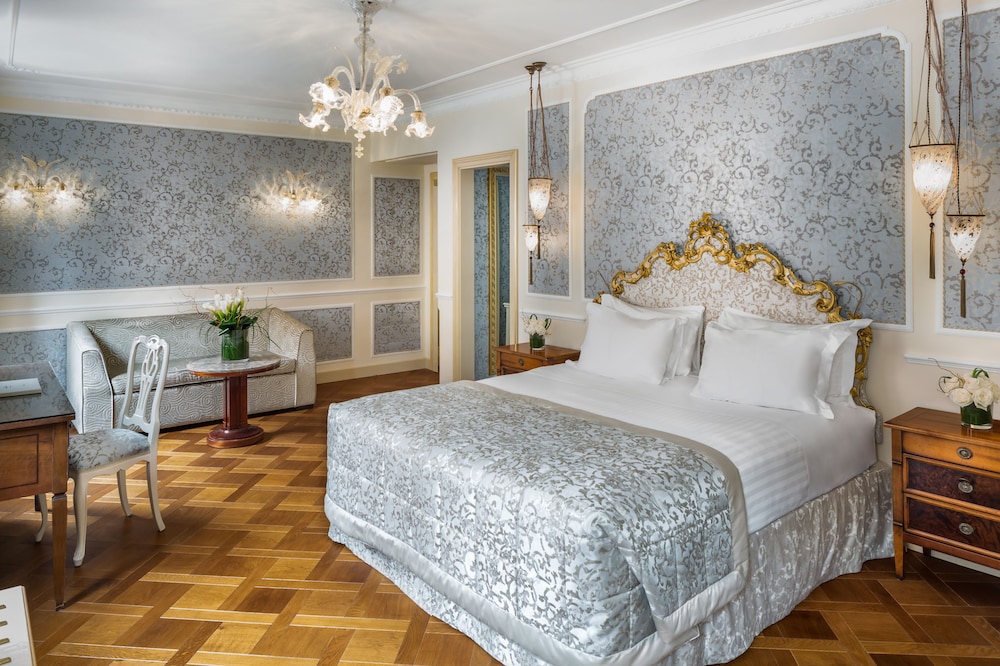 Baglioni Hotel Luna - The Leading Hotels of the World — Hotel rooms in Venice, Veneto