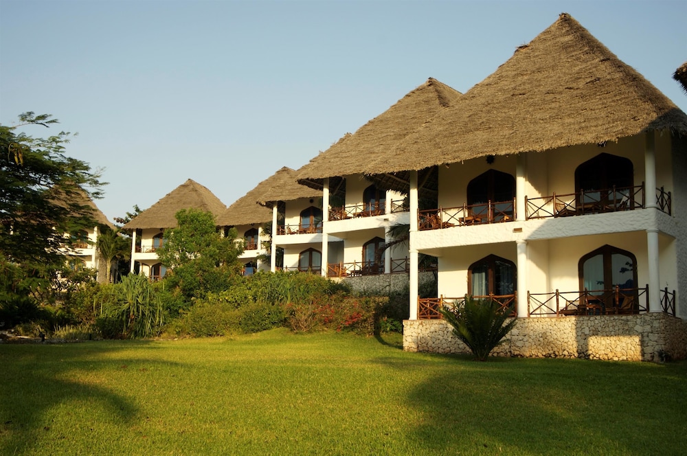 Bluebay Beach Resort & Spa — Hotel building in Kiwengwa, Zanzibar North