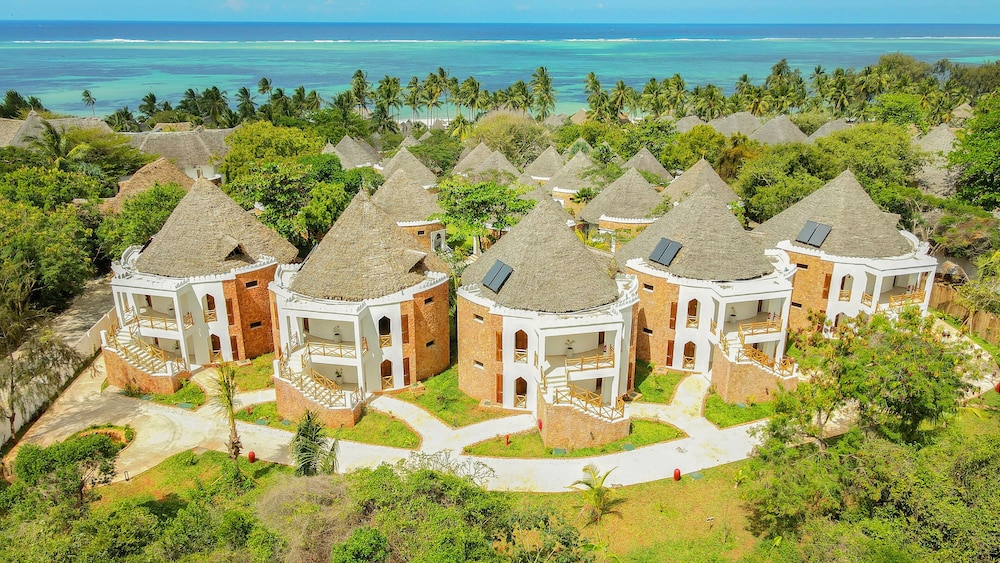 Bluebay Beach Resort & Spa — Hotel building in Kiwengwa, Zanzibar North