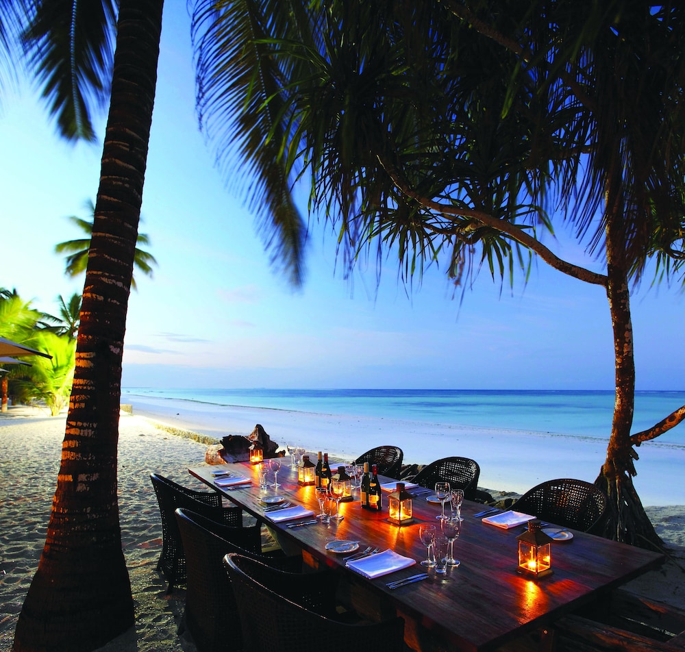 Bluebay Beach Resort & Spa — Restaurant & bars in Kiwengwa, Zanzibar North