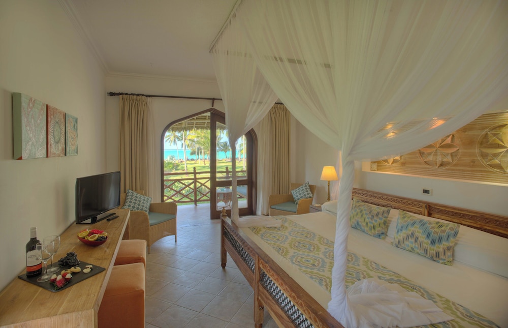 Bluebay Beach Resort & Spa — Hotel rooms in Kiwengwa, Zanzibar North