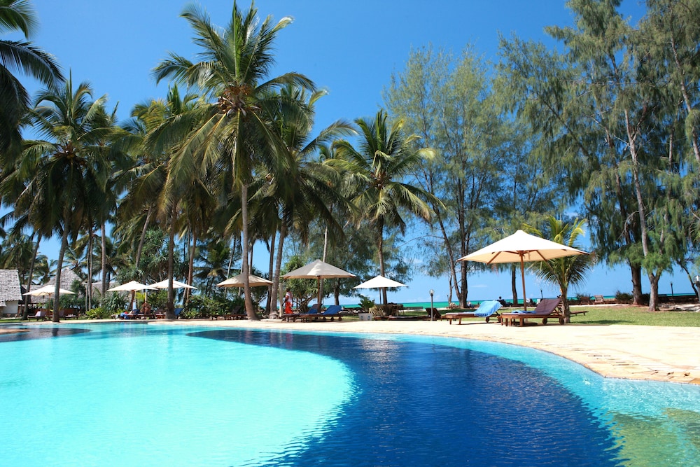 Bluebay Beach Resort & Spa — Beach in Kiwengwa, Zanzibar North