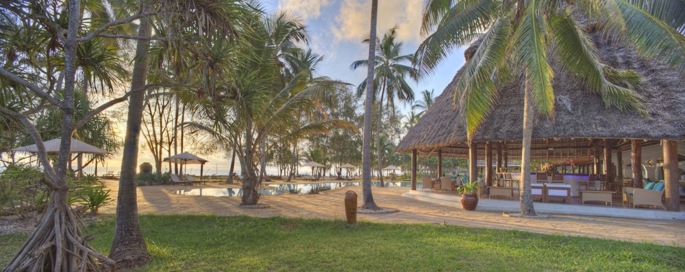 Bluebay Beach Resort & Spa — Beach in Kiwengwa, Zanzibar North