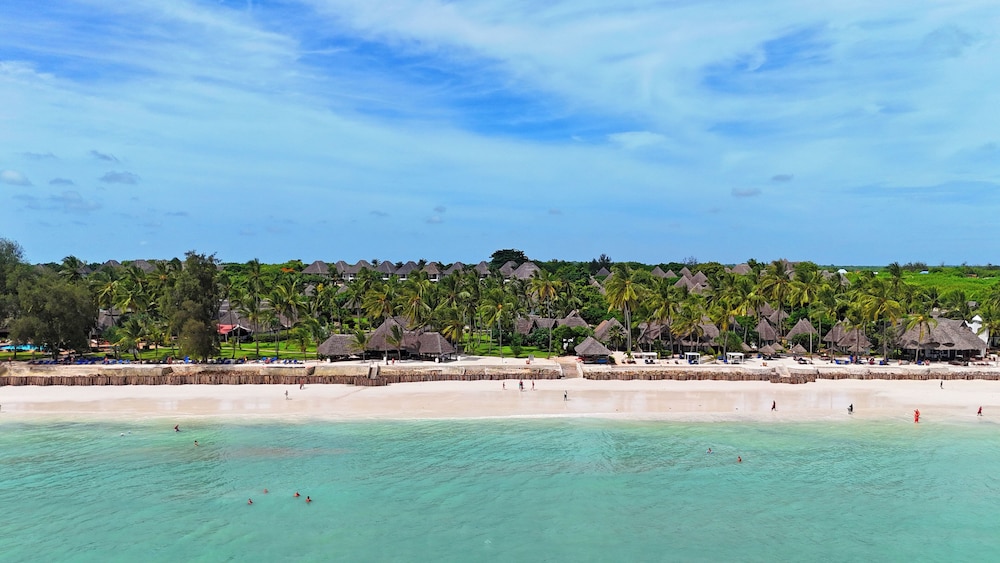Bluebay Beach Resort & Spa — Beach in Kiwengwa, Zanzibar North