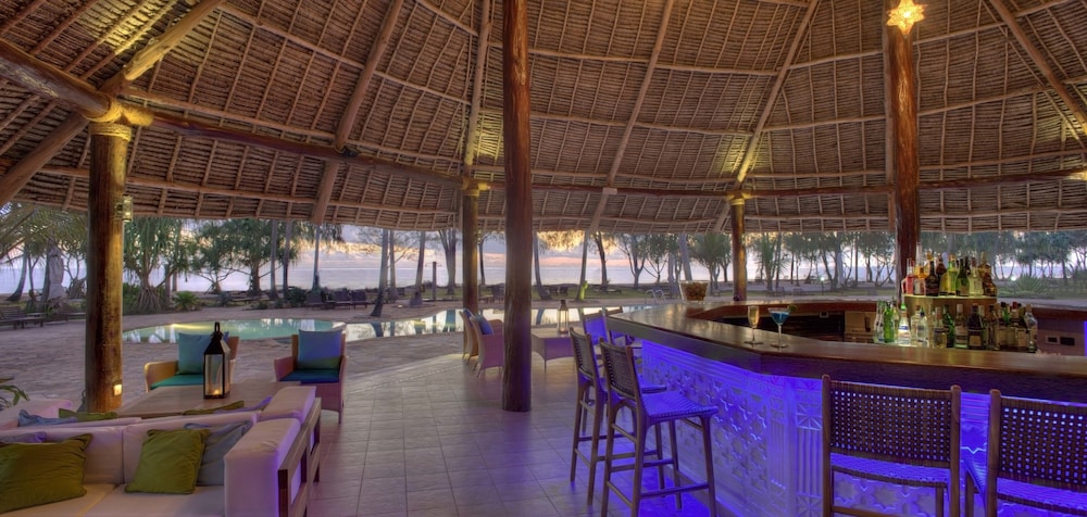 Bluebay Beach Resort & Spa — Restaurant & bars in Kiwengwa, Zanzibar North