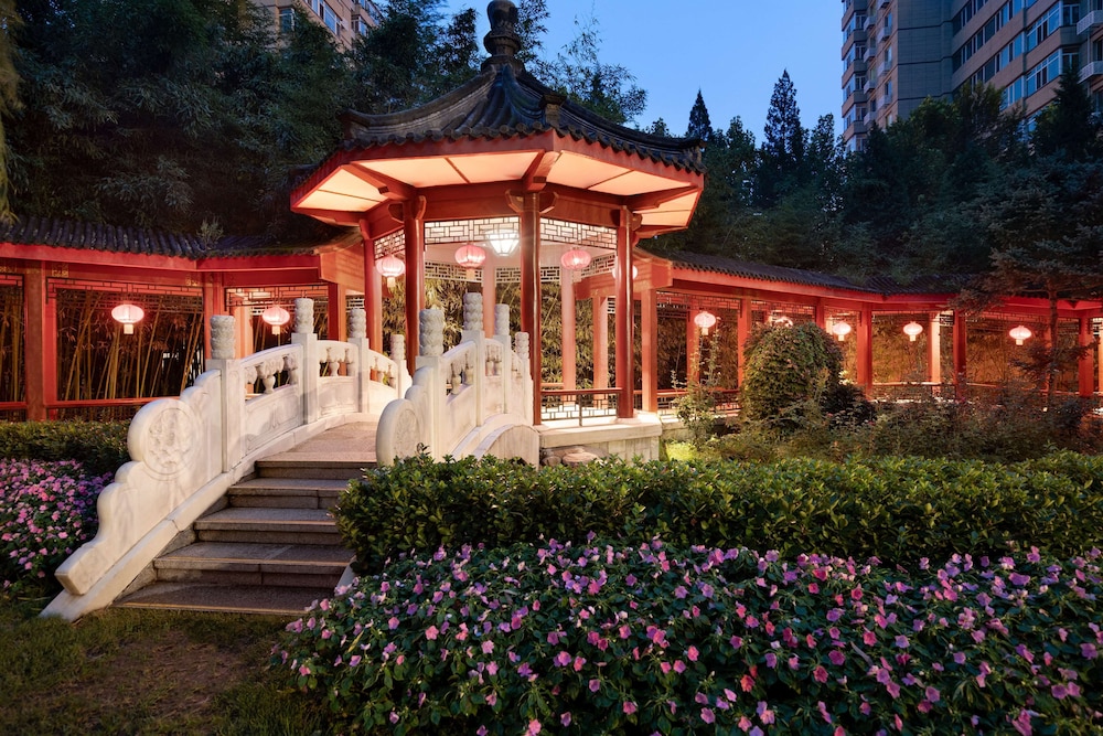 Shangri-La Beijing — Attractions in the area in Beijing, Beijing
