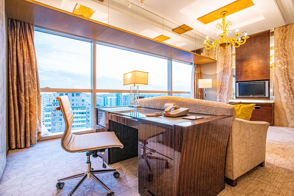 Shangri-La Beijing — Hotel rooms in Beijing, Beijing