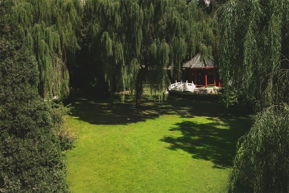 Shangri-La Beijing — Attractions in the area in Beijing, Beijing