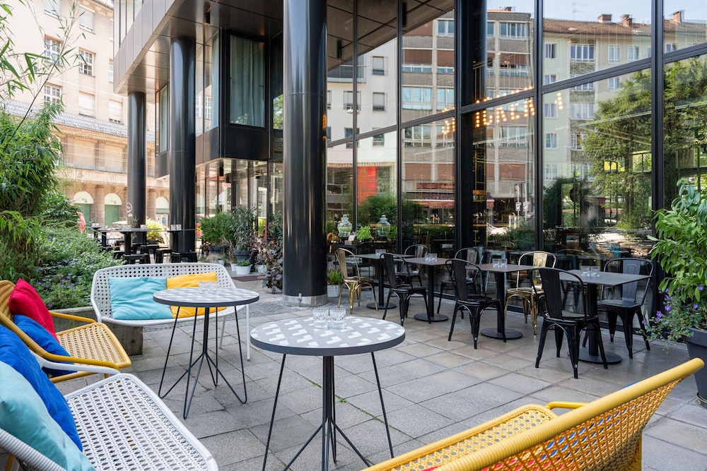 Ruby Lilly Hotel Munich by IHG — Restaurant & bars in Munich, Bavaria
