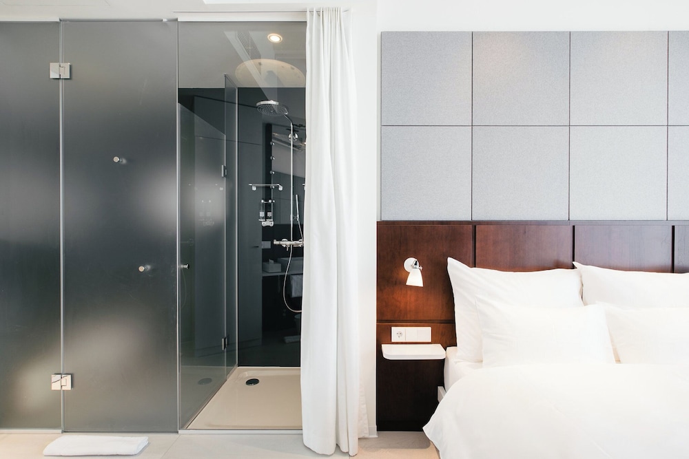 Ruby Lilly Hotel Munich by IHG — Hotel rooms in Munich, Bavaria