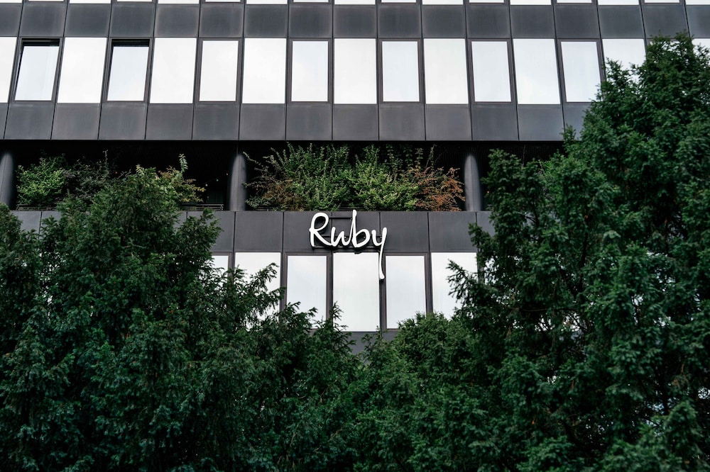 Ruby Lilly Hotel Munich by IHG — Hotel building in Munich, Bavaria