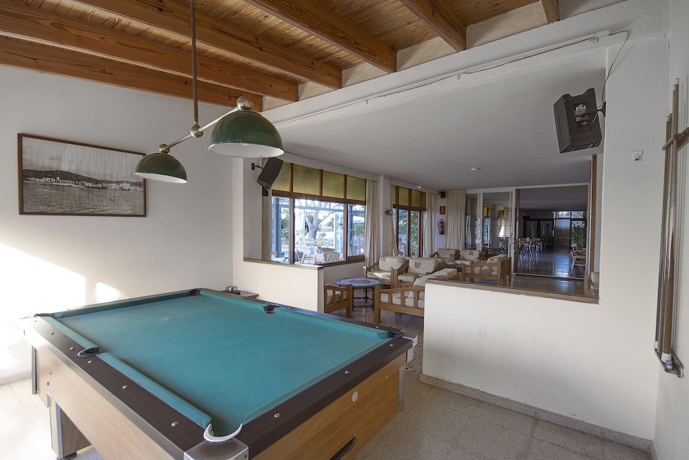 Hotel Abrat — Sports & recreation in San Antonio, Balearic Islands