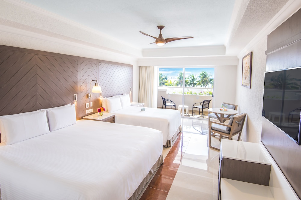 Sunscape Cancun All-Inclusive Resort & Spa by Hyatt — Hotel rooms in Cancun, Quintana Roo