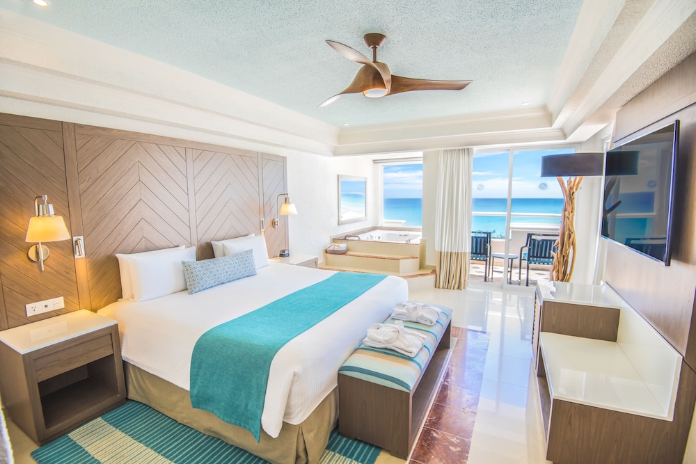Sunscape Cancun All-Inclusive Resort & Spa by Hyatt — Hotel rooms in Cancun, Quintana Roo