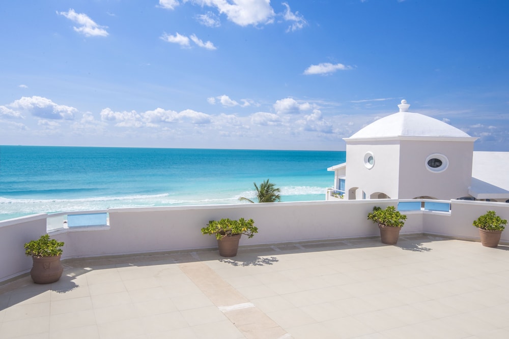 Sunscape Cancun All-Inclusive Resort & Spa by Hyatt — Beach in Cancun, Quintana Roo
