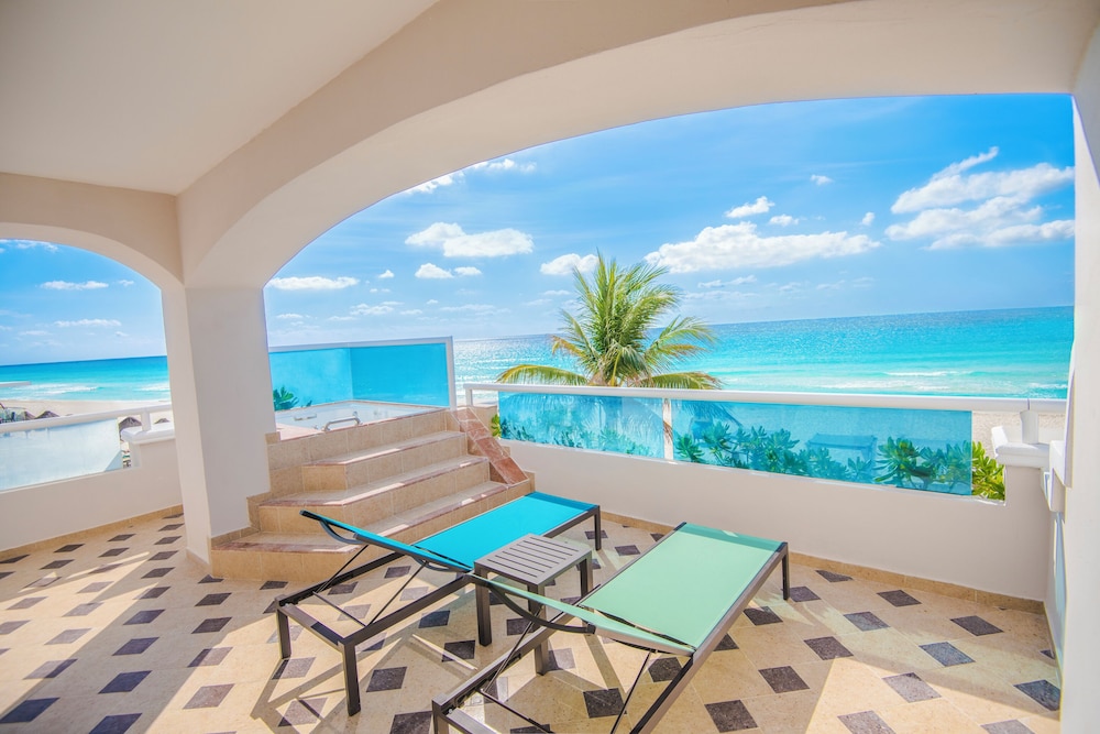 Sunscape Cancun All-Inclusive Resort & Spa by Hyatt — Beach in Cancun, Quintana Roo