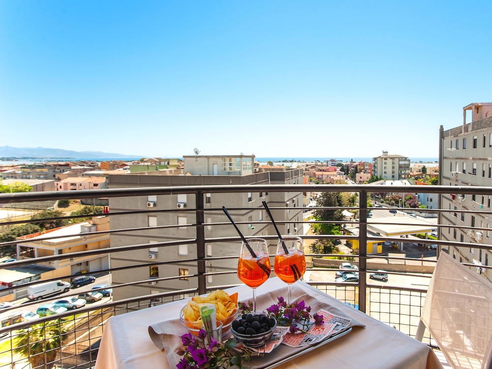 Best Western Hotel Residence Italia — Hotel rooms in Quartu Sant'Elena, Sardinia