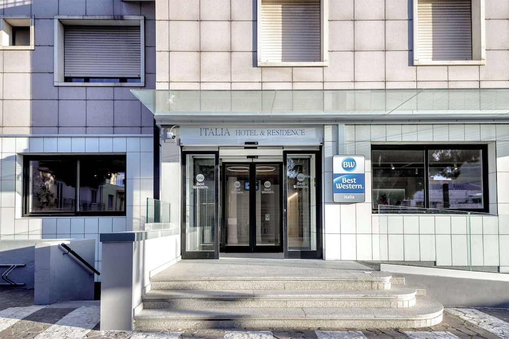 Best Western Hotel Residence Italia — Hotel building in Quartu Sant'Elena, Sardinia
