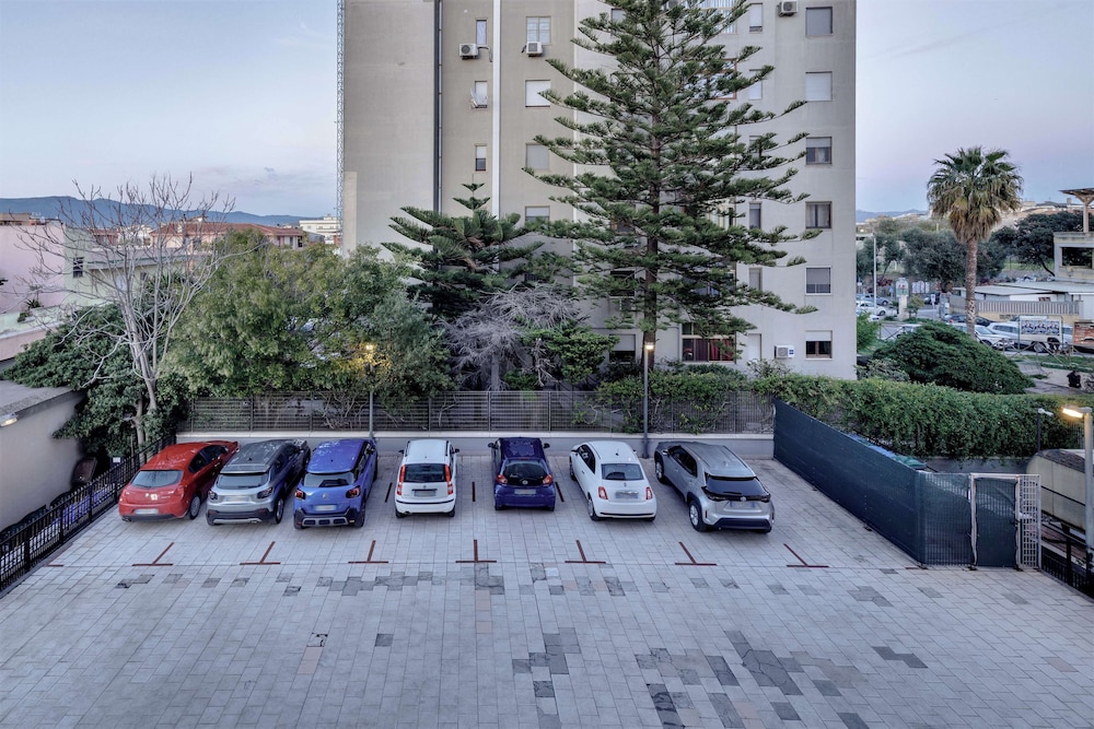 Best Western Hotel Residence Italia — Hotel building in Quartu Sant'Elena, Sardinia