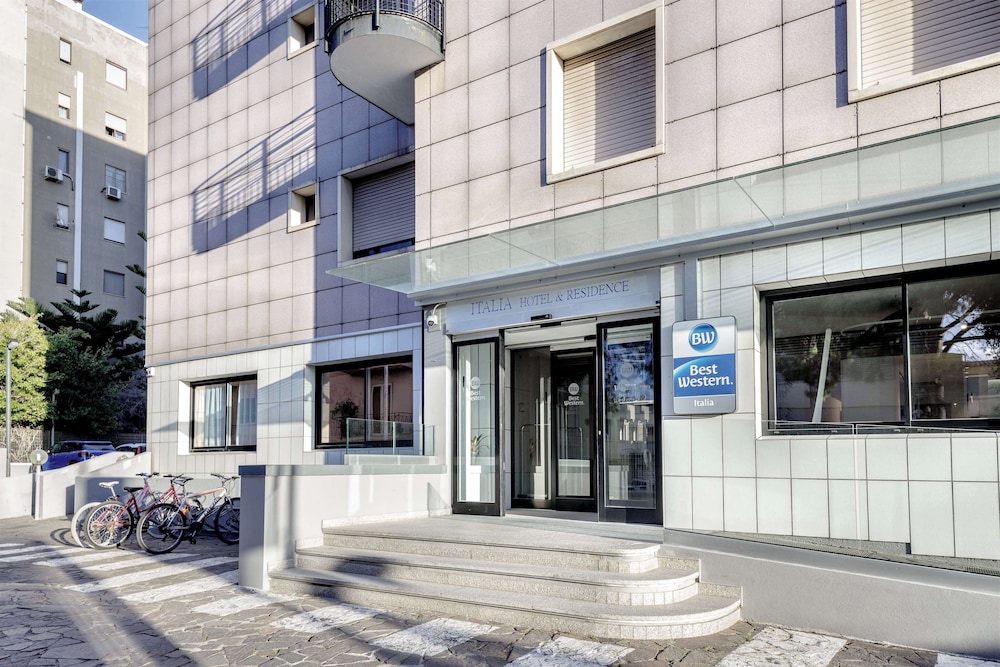 Best Western Hotel Residence Italia — Hotel building in Quartu Sant'Elena, Sardinia