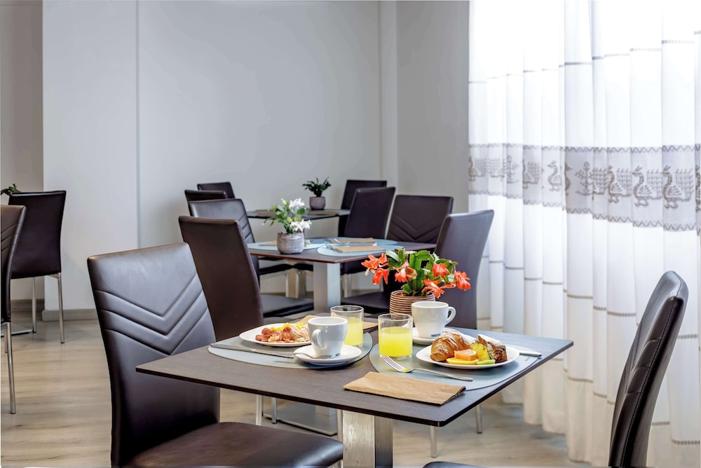 Best Western Hotel Residence Italia — Restaurant & bars in Quartu Sant'Elena, Sardinia