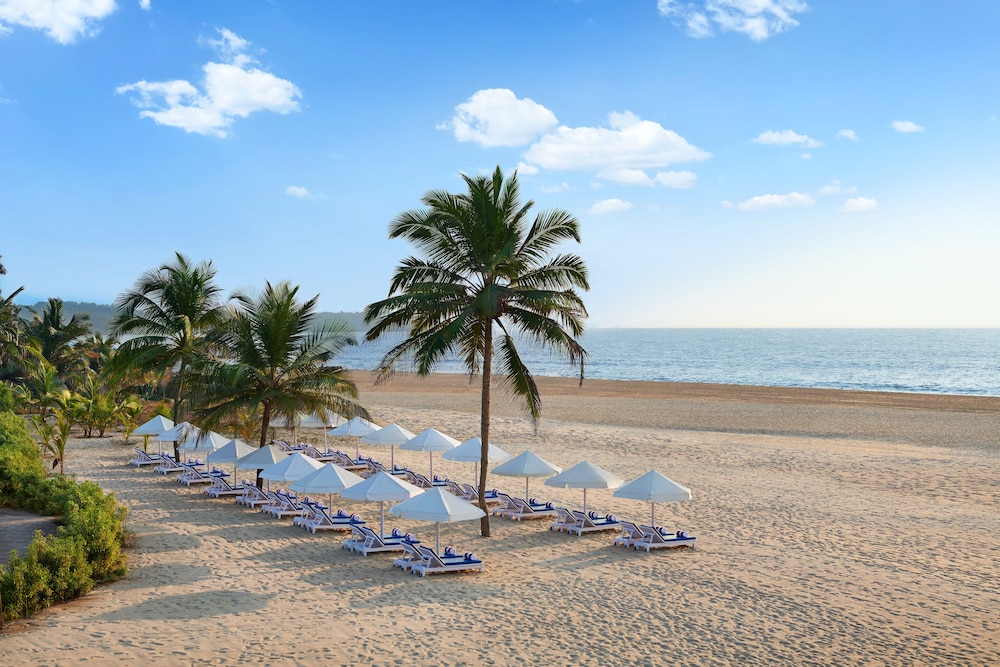 Holiday Inn Resort Goa by IHG — Beach in Cavelossim, Goa