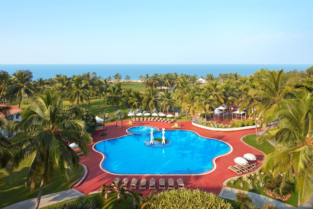 Holiday Inn Resort Goa by IHG — Swimming pool in Cavelossim, Goa