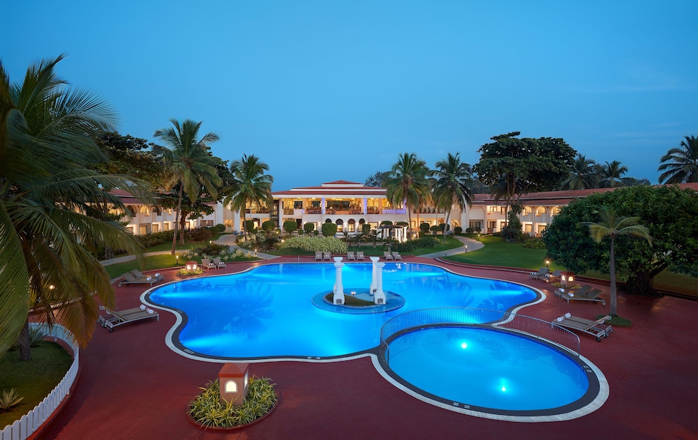Holiday Inn Resort Goa by IHG — Hotel building in Cavelossim, Goa