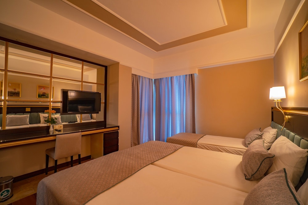 Royal Atlantis Spa & Resort — Hotel rooms in Side
