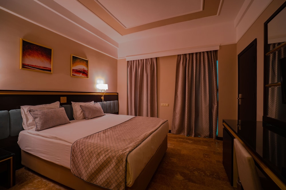 Royal Atlantis Spa & Resort — Hotel rooms in Side