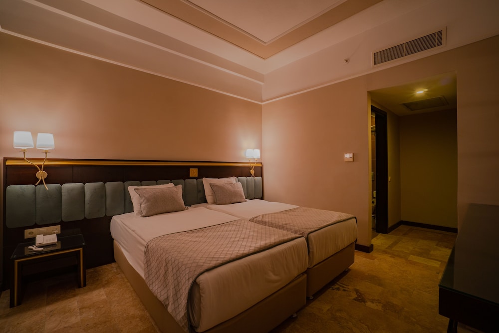 Royal Atlantis Spa & Resort — Hotel rooms in Side