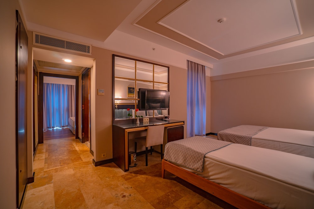 Royal Atlantis Spa & Resort — Hotel rooms in Side