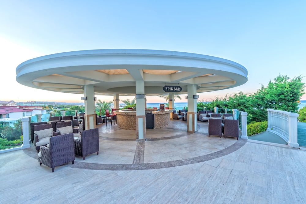 Royal Atlantis Spa & Resort — Restaurant & bars in Side