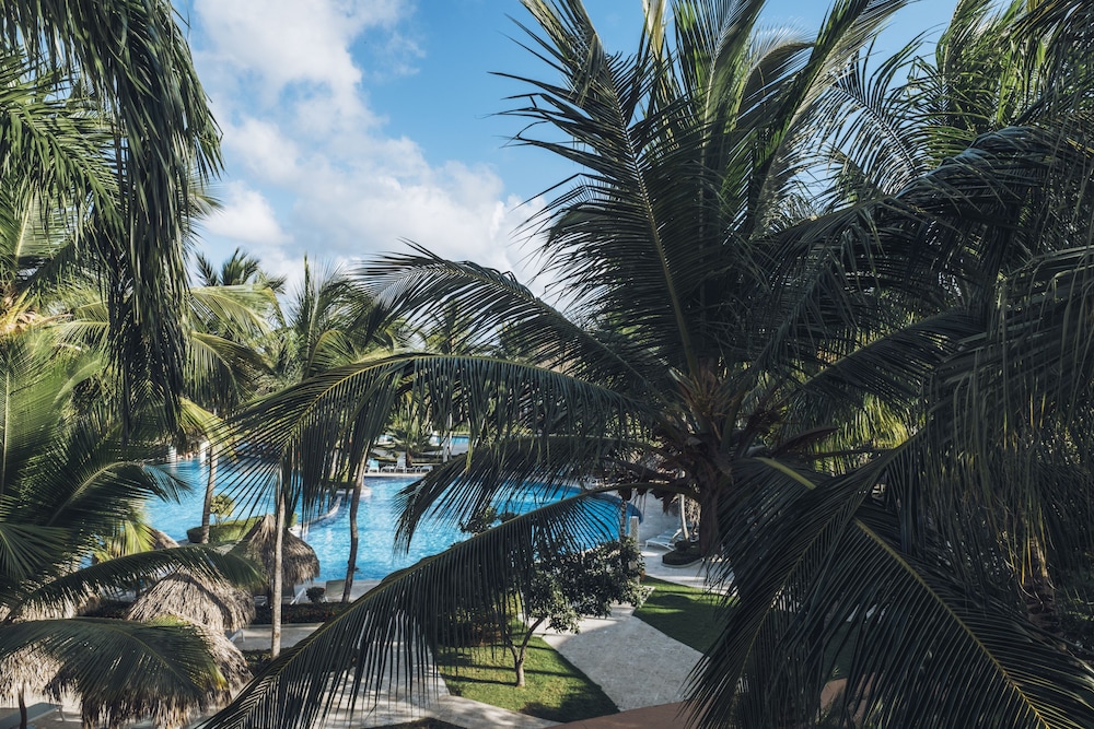 Iberostar Selection Hacienda Dominicus - All Inclusive — Swimming pool in Bayahibe, La Altagracia