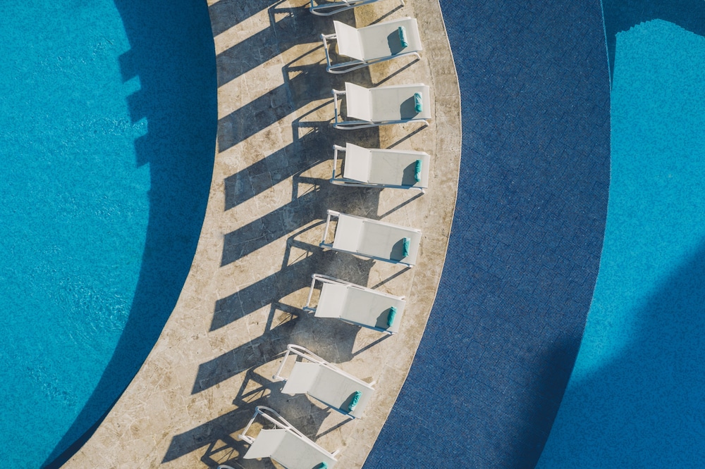 Iberostar Selection Hacienda Dominicus - All Inclusive — Swimming pool in Bayahibe, La Altagracia