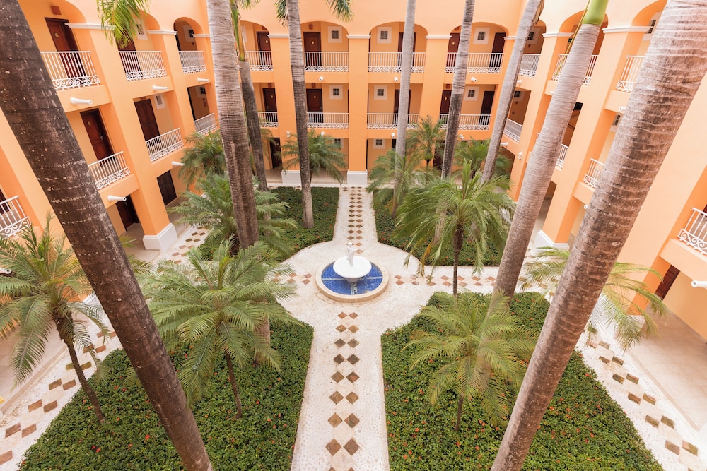 Iberostar Selection Hacienda Dominicus - All Inclusive — Hotel building in Bayahibe, La Altagracia